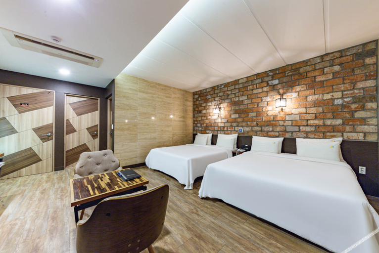 Bedroom 2, Ulsan KTX Station 1.2.3, Ulju