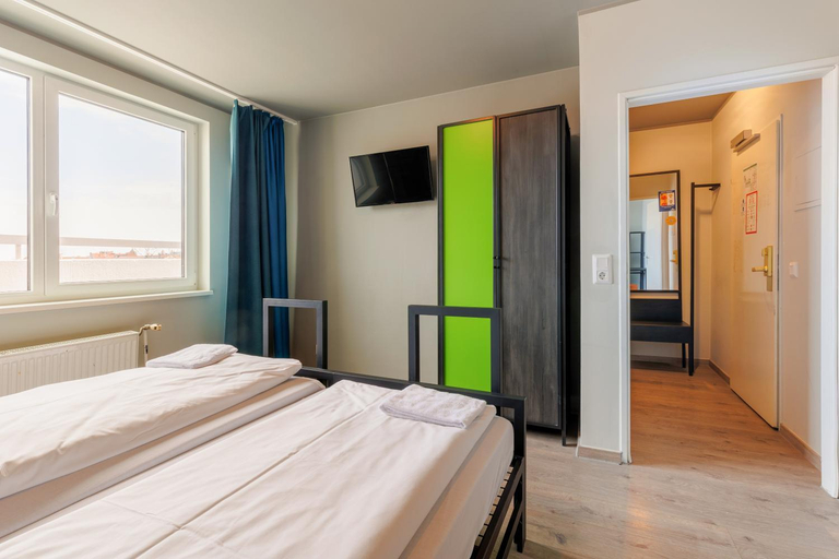 Bedroom 3, a&o Munich Hackerbrucke, München