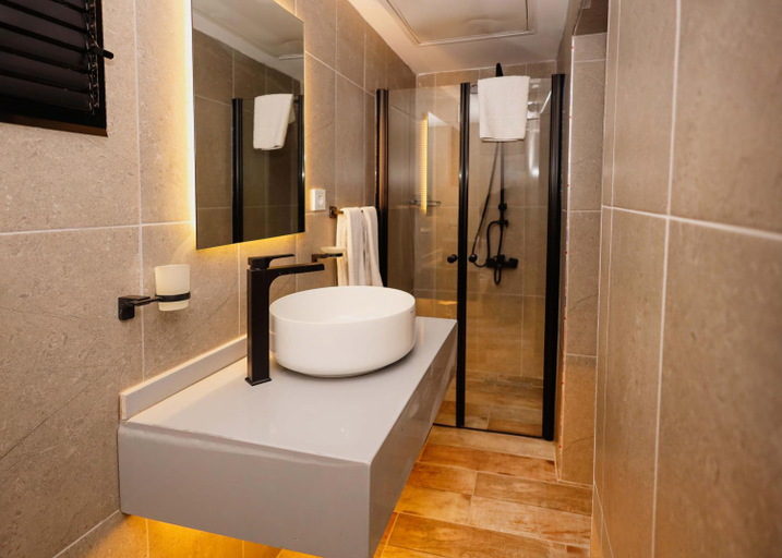 Bathroom 4, Galata 1875 Suites, Beyoğlu