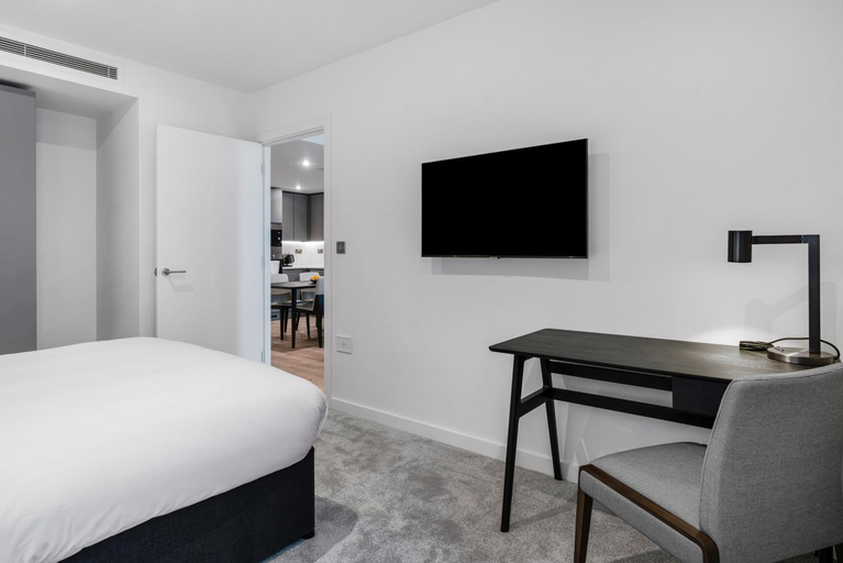 Bedroom 3, CitySuites Two Aparthotel, Manchester