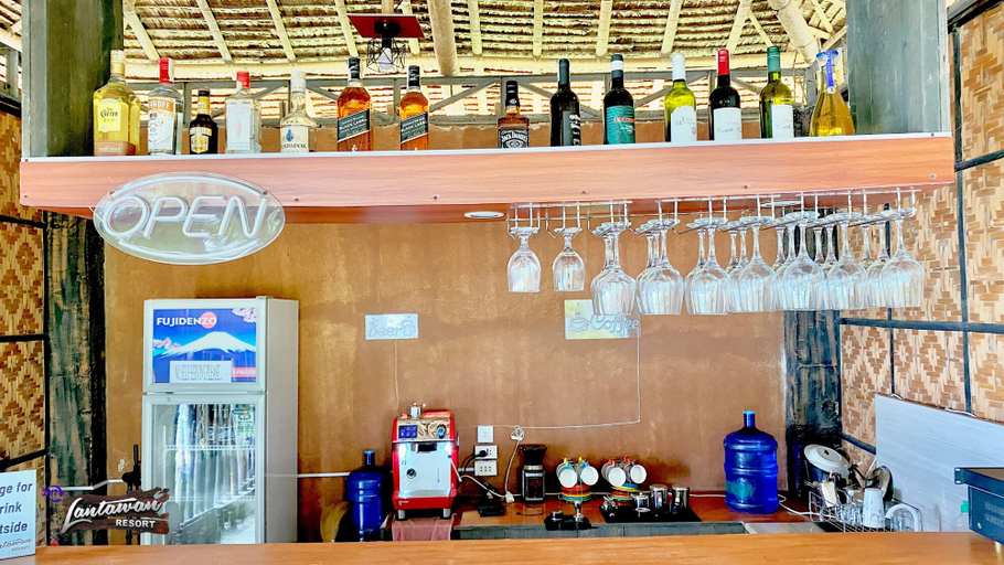 Food & Drinks 4, 24/7 Lantawan Resort, Oslob