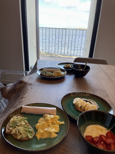 Food and drink 2, Apartment in Landéda with Beachfront Views, Finistère