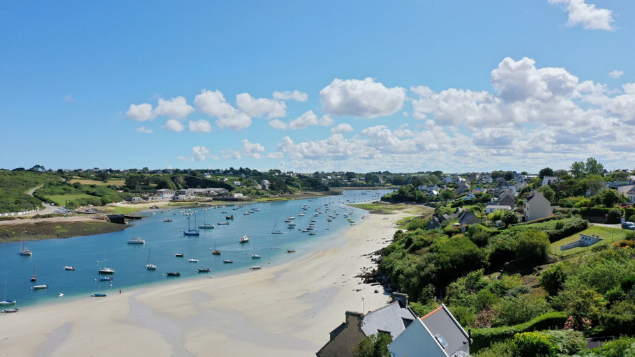 Beach 3, House in Saint-pabu Near Sandy Beaches, Finistère