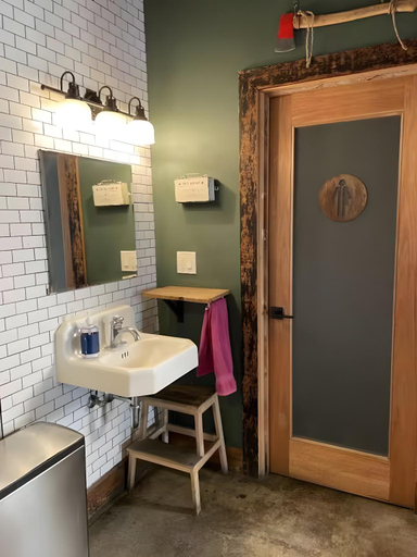Bathroom 4, PodShare East Hollywood, Los Angeles