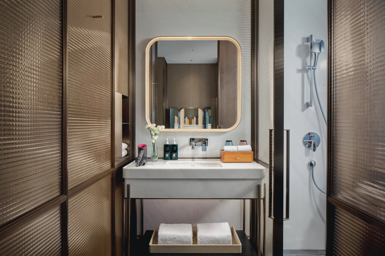 Bathroom 5, Hotel Indigo WUXI QINGMING BRIDGE by IHG, Wuxi