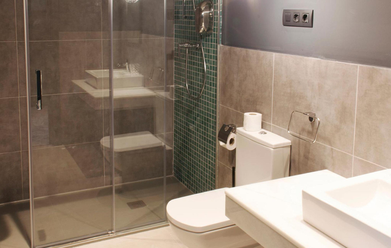 Bathroom 4, Apartamentos Nono, Málaga