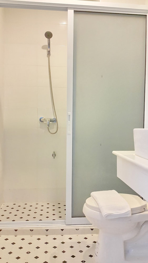 Bathroom 4, Mar24 Koh Tao Hotel, Ko Phangan