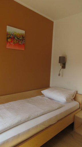 Others 5, Gastehaus Eisenstrasse, Leoben