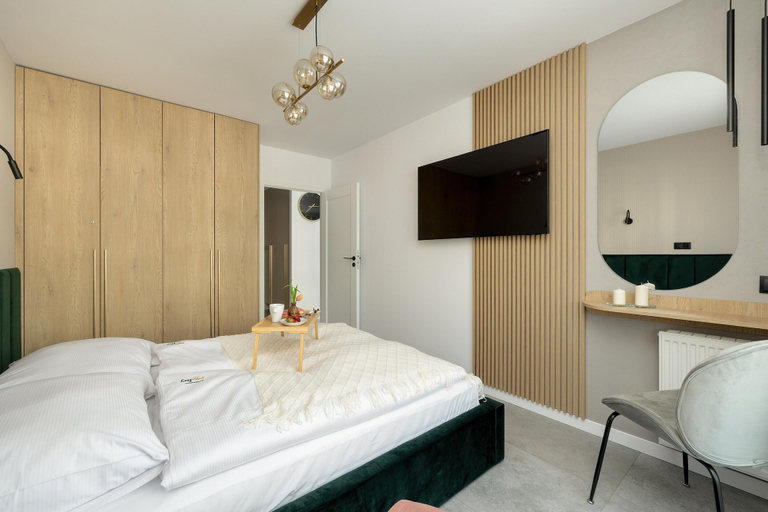 Room 2, Comfortable Apartment, Sauna and Indoor Pool, Kamień