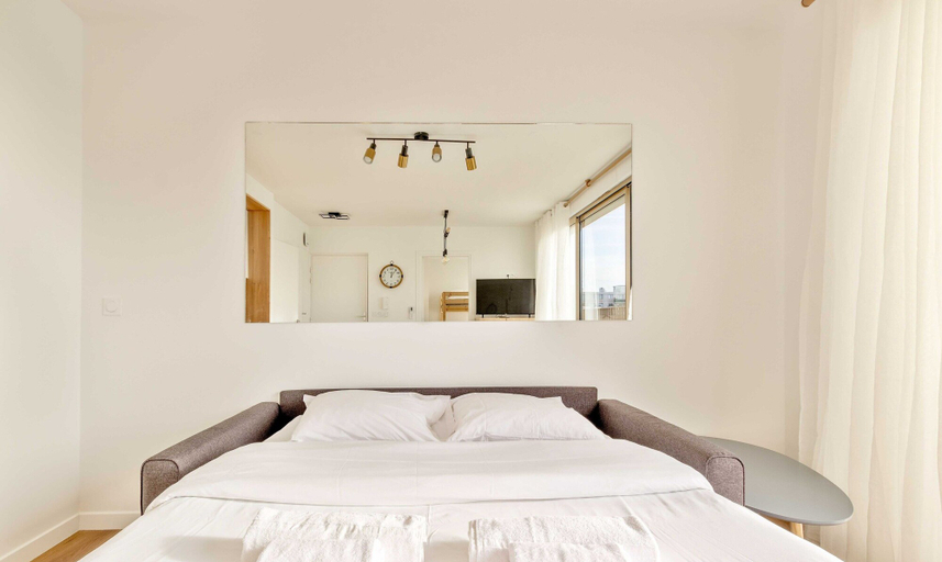 Room 2, Modern Apt With Balcony-6p-close to Disney/paris, Val-de-Marne