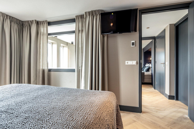Room 2, Stylish Delft Apartment, Delft