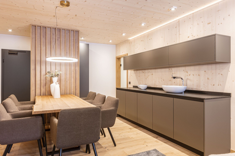 Dining 3, Premium Suite With Private Sauna, Zell am See
