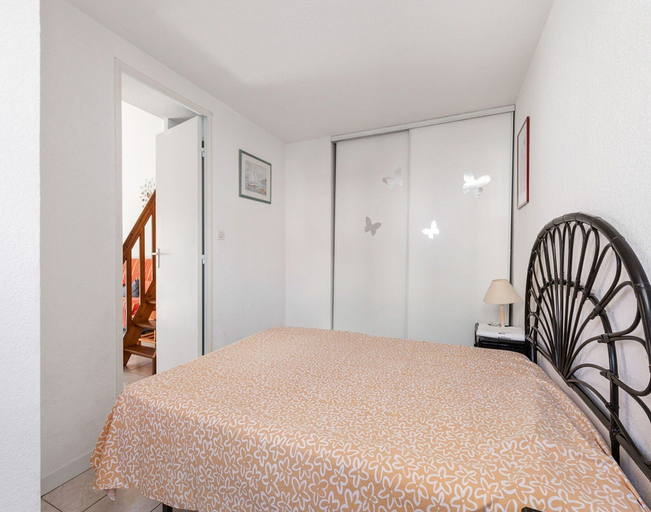 Balcony 5, Stylish Coastal Hideaway, Agde, Hérault