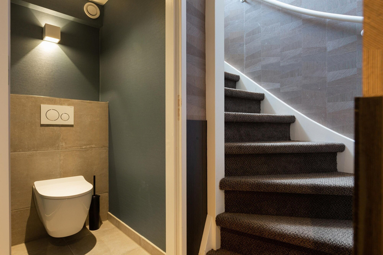 Bathroom 4, Duplex apartment in The Hague, Den Haag