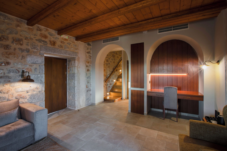 Room 3, Anemos Suites Mani, Peloponnese