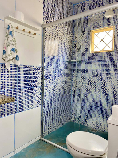 Bathroom, 3BR, 3BA Cosmic Home Sleeps 12! With a Lux Jacuzzi, Alto Paraíso de Goiás