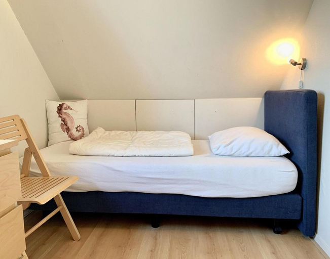 Room 5, Holiday Villa Near Forest, Beach With Sauna, Zijpe