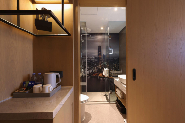 Bathroom 3, Park Inn by Radisson Qingdao Chengyang District Government The Mixc, Qingdao