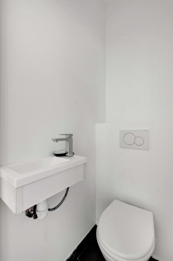 Bathroom 2, Eclectic Apartment - 1br/4p - Arc de Triomphe, Paris