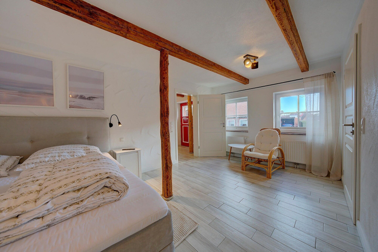 Room 5, Elegantes Ferienhaus mit Garten auf Fehmarn, Ostholstein