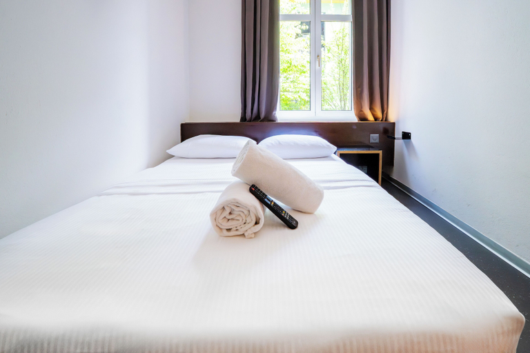 Bedroom 4, easyHotel Zürich City Centre, Zürich