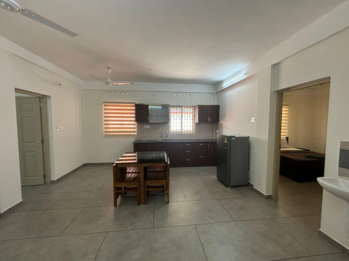 Others 5, Full Moon Residency , Ernakulam