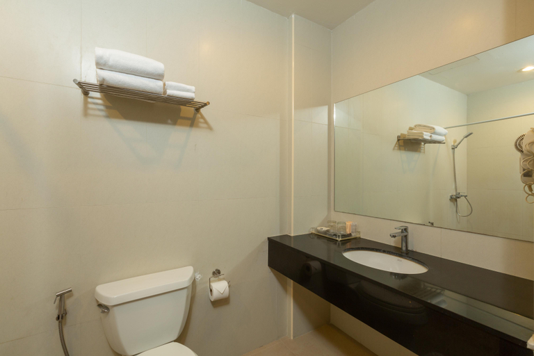 Bathroom 5, Nai Yang Beach Resort & Spa, Phuket Island