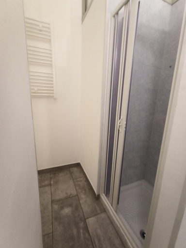Others 4, Airport Boulevard Guesthouse, Bergamo