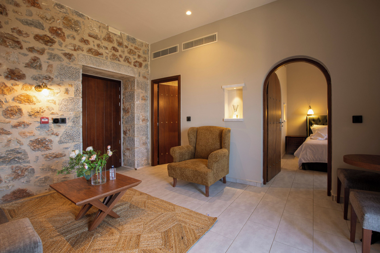 Room 1, Anemos Suites Mani, Peloponnese
