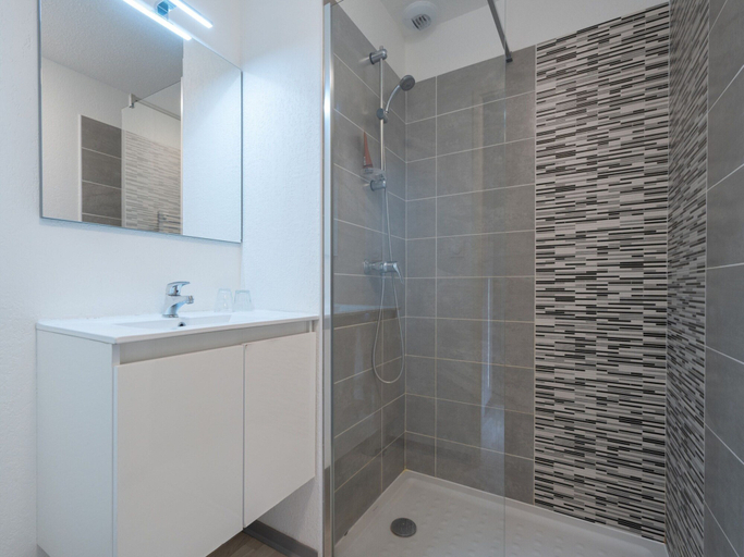 Bathroom, Bright Escape Near the Beach, Hérault