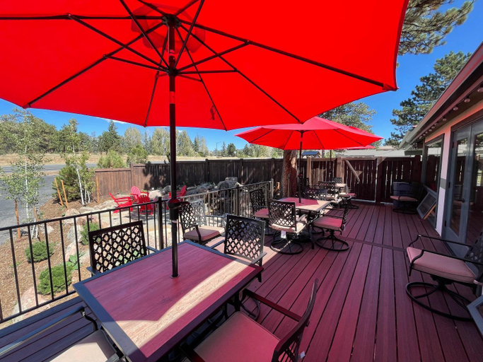 Public Area 2, Appenzell Inn, Larimer
