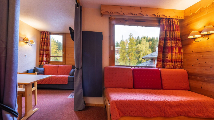 Living room 5, Apartment in Doucy Near Ski Slopes, Savoie
