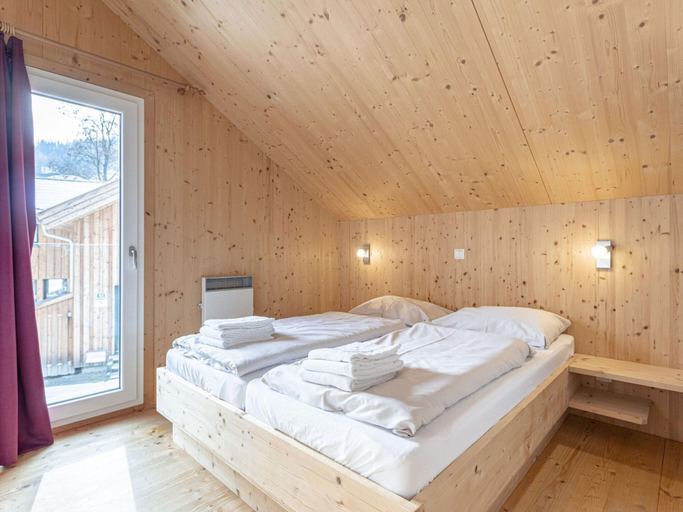 Bedroom 5, Lush Chalet With hot tub, Murau