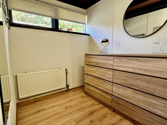 Spa treatment, Amazing Bungalow With Sunny Garden, Zijpe