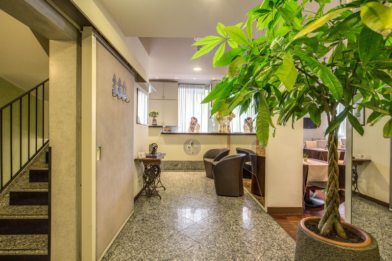 Public Area 2, Albergo Firenze, Como