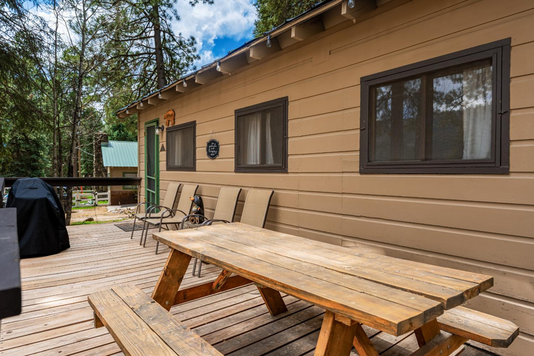 Others 3, Bear Paw Lodge & Vacation Homes, La Plata
