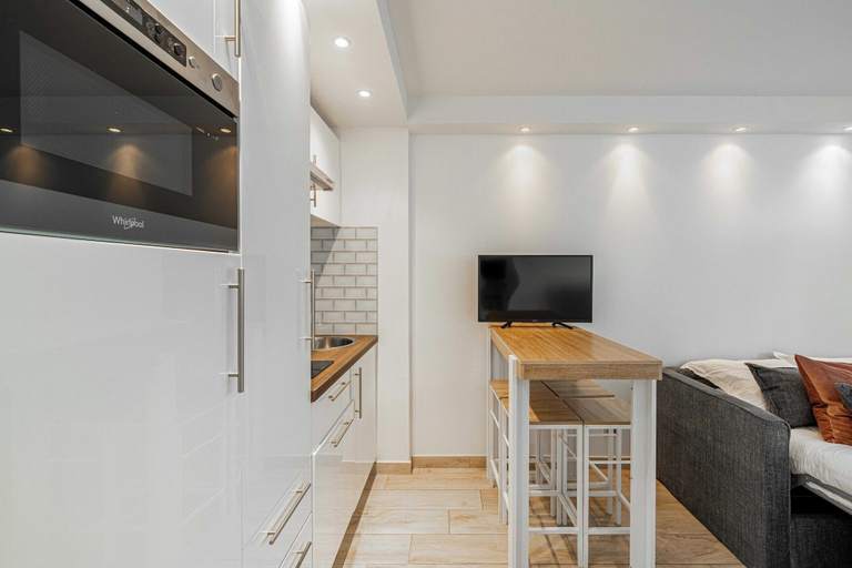 Interior, Renovated apt With Parking & Terrace - Palm Beach, Alpes-Maritimes
