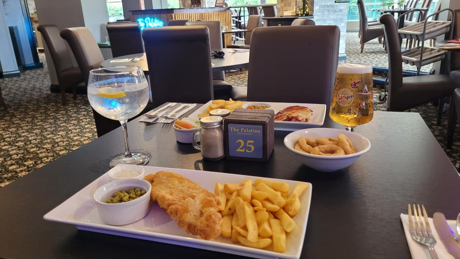 Food & Drinks 4, Airport Hotel Manchester, Manchester