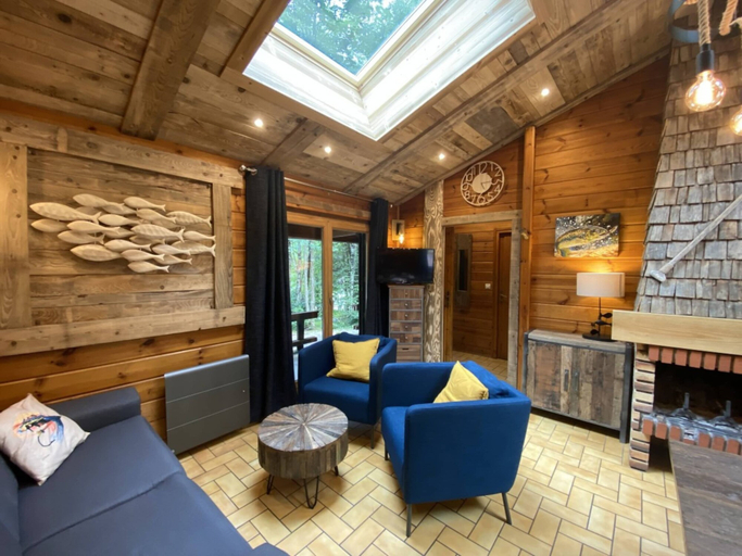 Living room 2, Spacious Chalet in La Bresse, Vosges