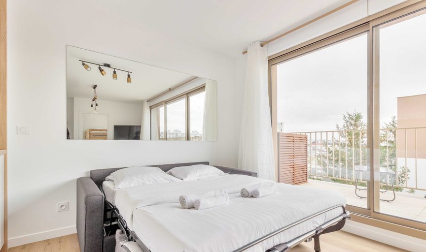 Room 5, Pleasant Apt With Balcony-6p-close to Disney/paris, Val-de-Marne
