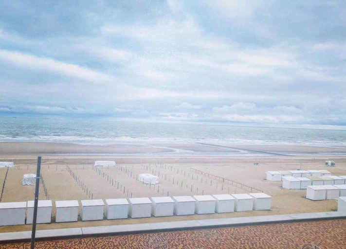 View from property 3, Apartment in Wenduine With Stunning Sea Views, West-Vlaanderen