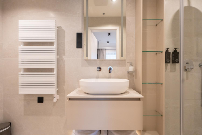 Bathroom 4, Larum Balatonfured - Adults only, Balatonfüred