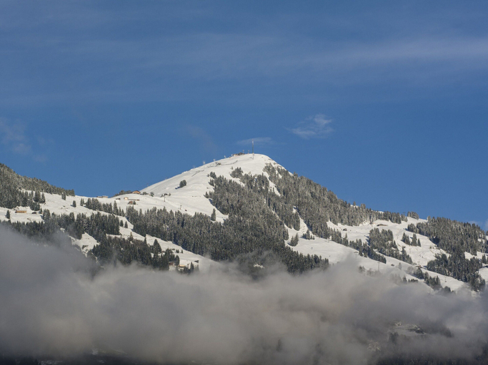 View from property 2, Wooden Apartment With Mountain View, Kitzbühel
