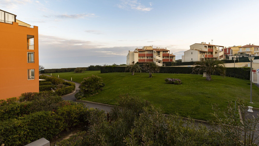 Exterior 5, Waterfront Bliss in Agde, Hérault