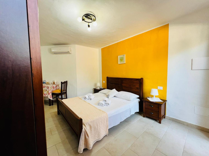 Bedroom 3, bbmaredellestelle, Cagliari