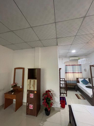 Others 2, Madawa Rest, Dambulla