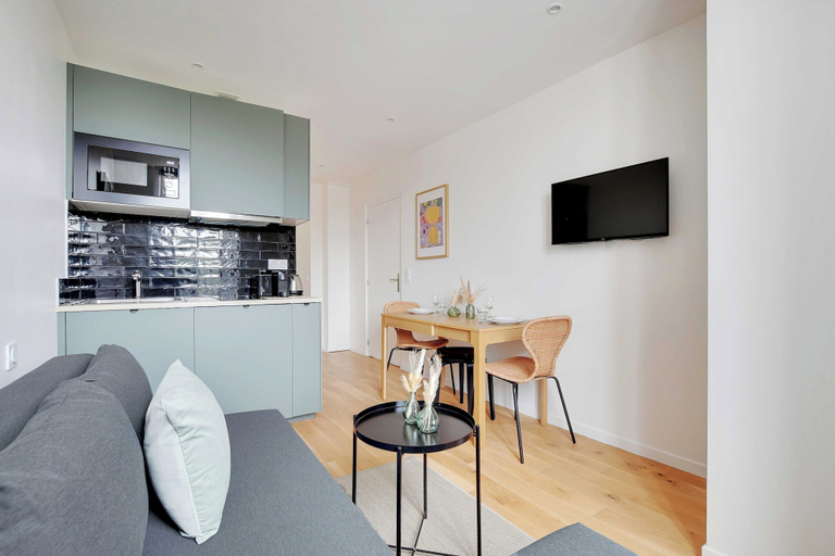 Living area 5, Charming Duplex - 1br-4p- Nanterre, Hauts-de-Seine