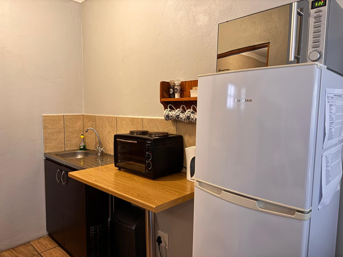Others 2, The Palms Venue & Accommodation, Chris Hani