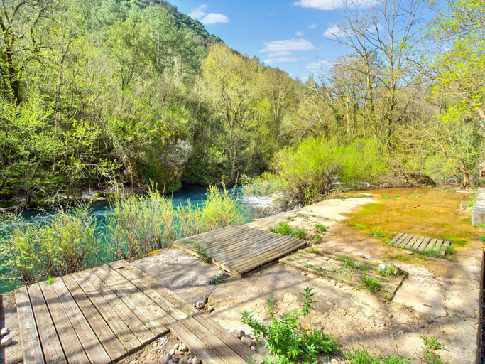 View from property 3, Vintage Retreat by the Vis, Hérault