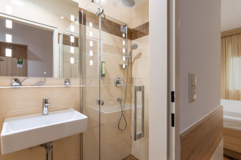 Bathroom 4, Hotel Strasser, Graz